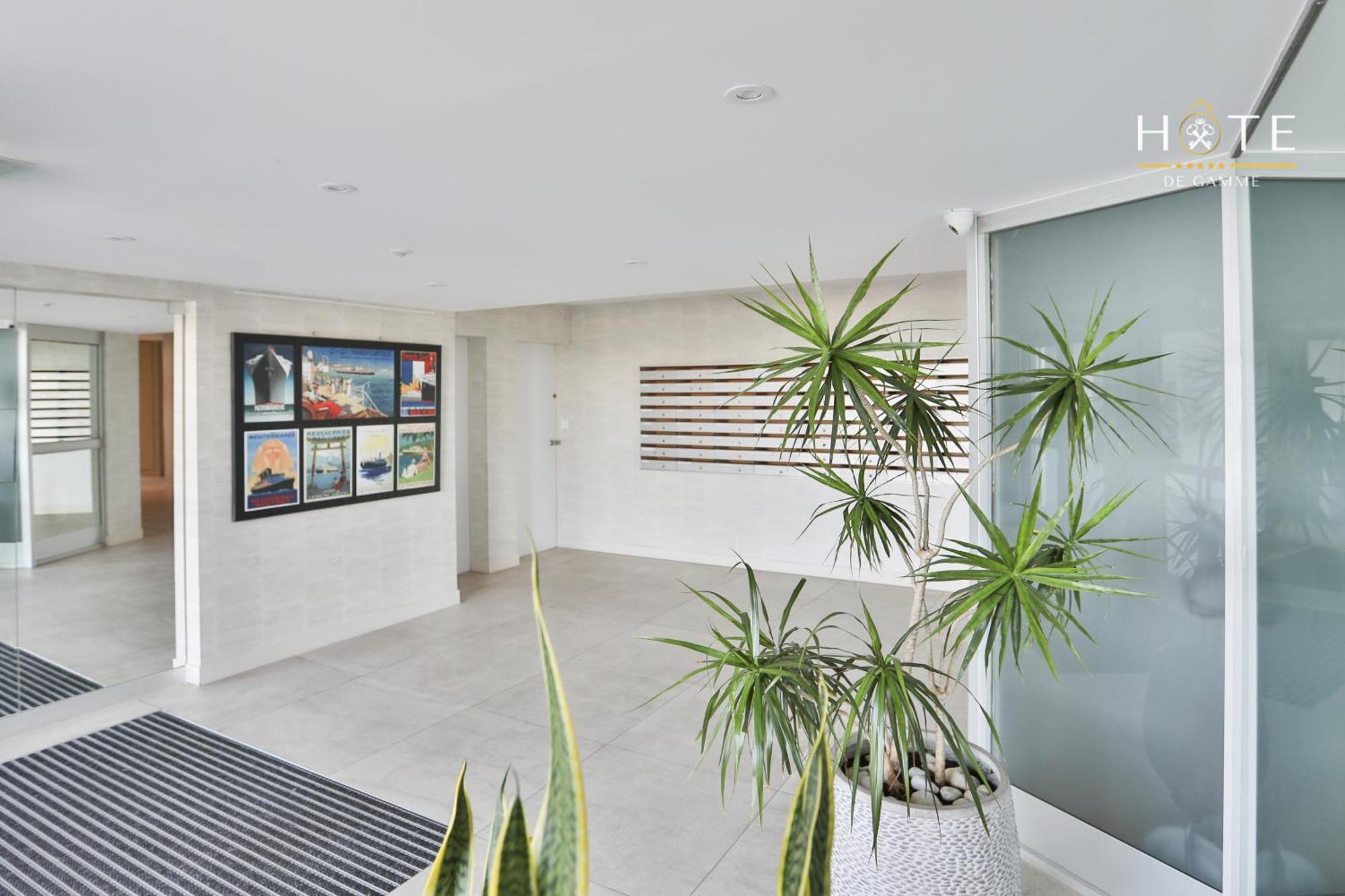 Appartement De Caractere, Superbe Vue Mer 280° La Chaume Exterior foto